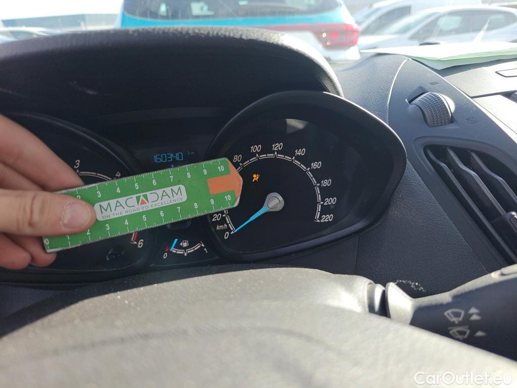  Ford  Transit FORD  Courier/2014/4P/furgón der.turis Van 1.5 TDCi 56kW Trend #90