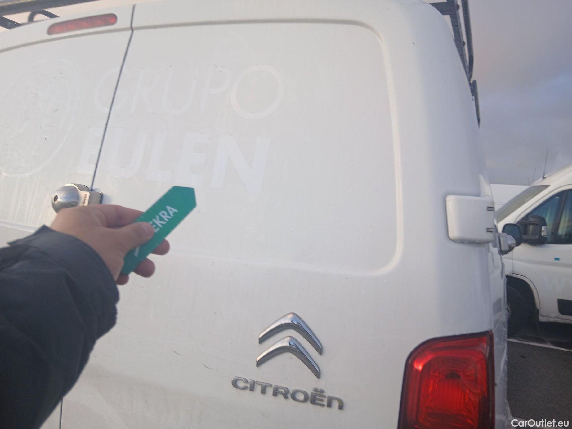  Citroen  Jumpy CITROEN  / 2016 / 4P / furgón Talla M BlueHDi 120 S&S 6v Worker #29