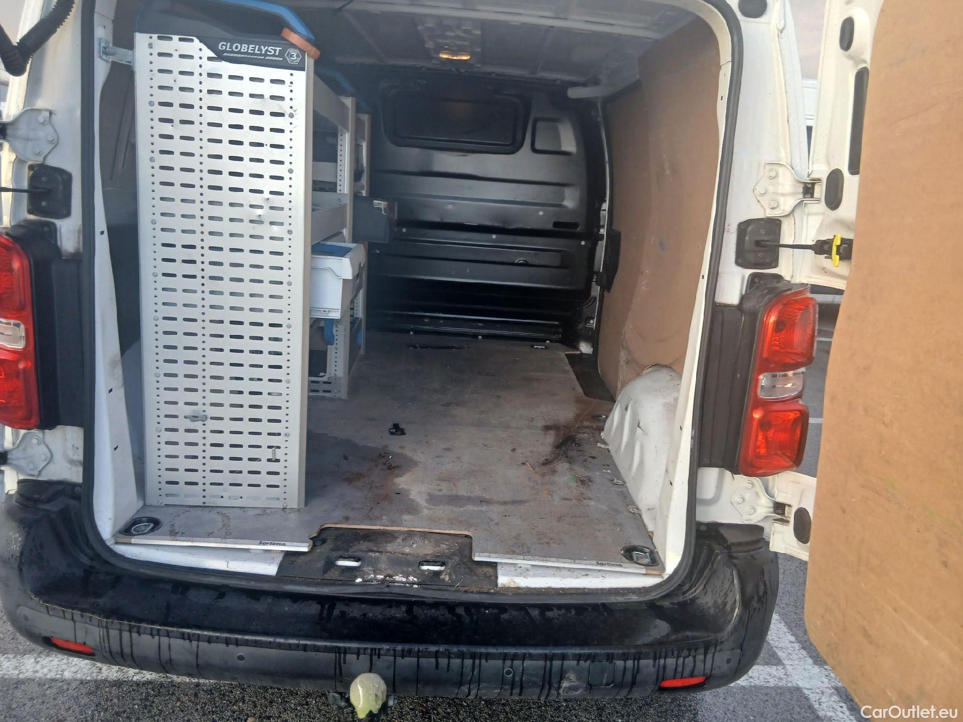  Citroen  Jumpy CITROEN  / 2016 / 4P / furgón Talla M BlueHDi 120 S&S 6v Worker #2