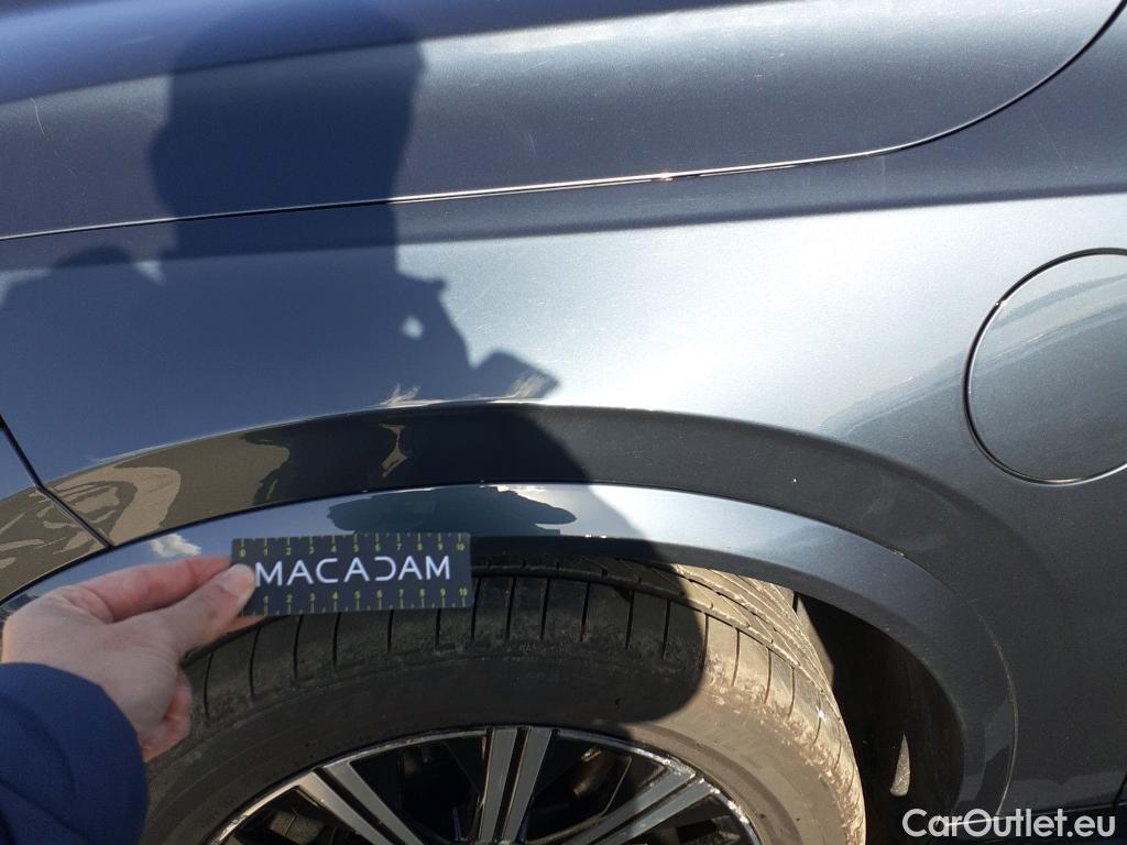  Volvo  XC90 VOLVO  / 2019 / 5P / todoterreno 2.0 T8 AWD Inscription Auto #28