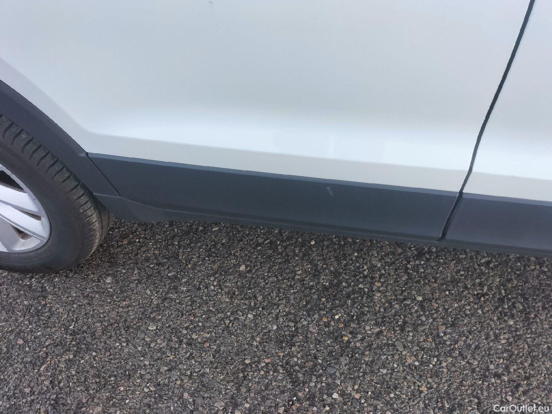  Volkswagen  T-CROSS VOLKSWAGEN  / 2018 / 5P / todoterreno Advance 1.0 TSI 81kW (110CV) DSG (AC3) #31