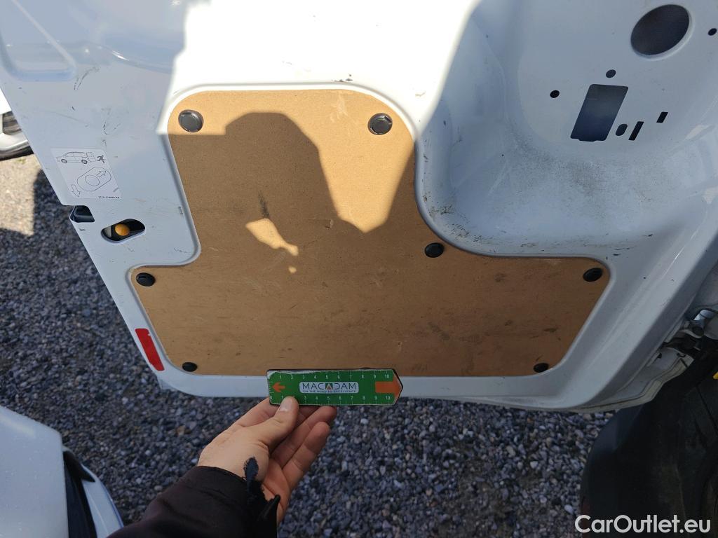  Ford  Transit FORD  Courier/2014/4P/furgón der.turis Van 1.5 TDCi 56kW Trend #27