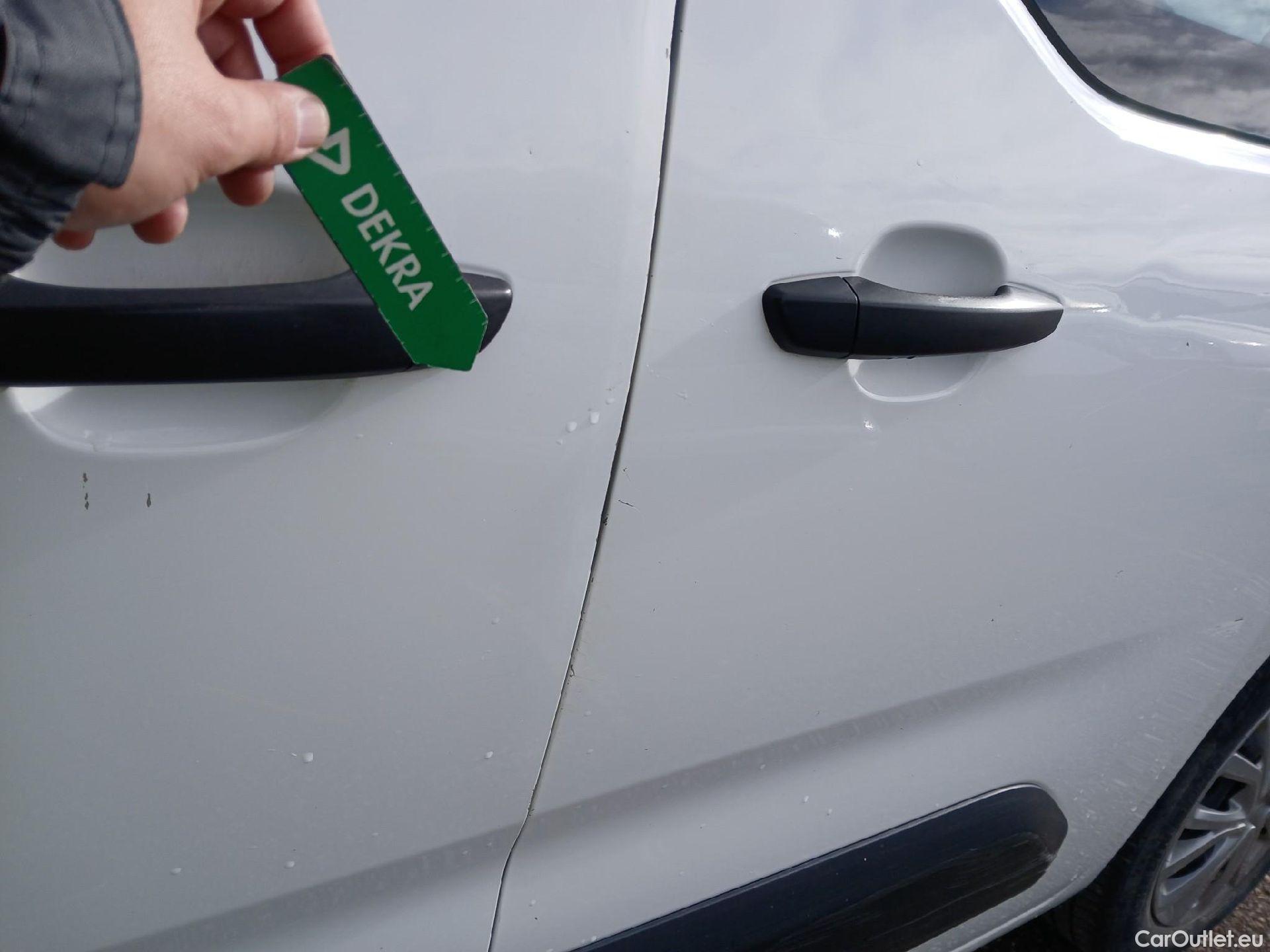  Citroen  Berlingo CITROEN  / 2018 / 4P / monovolumen compacto Talla M BlueHDi 100 S&S LIVE #43