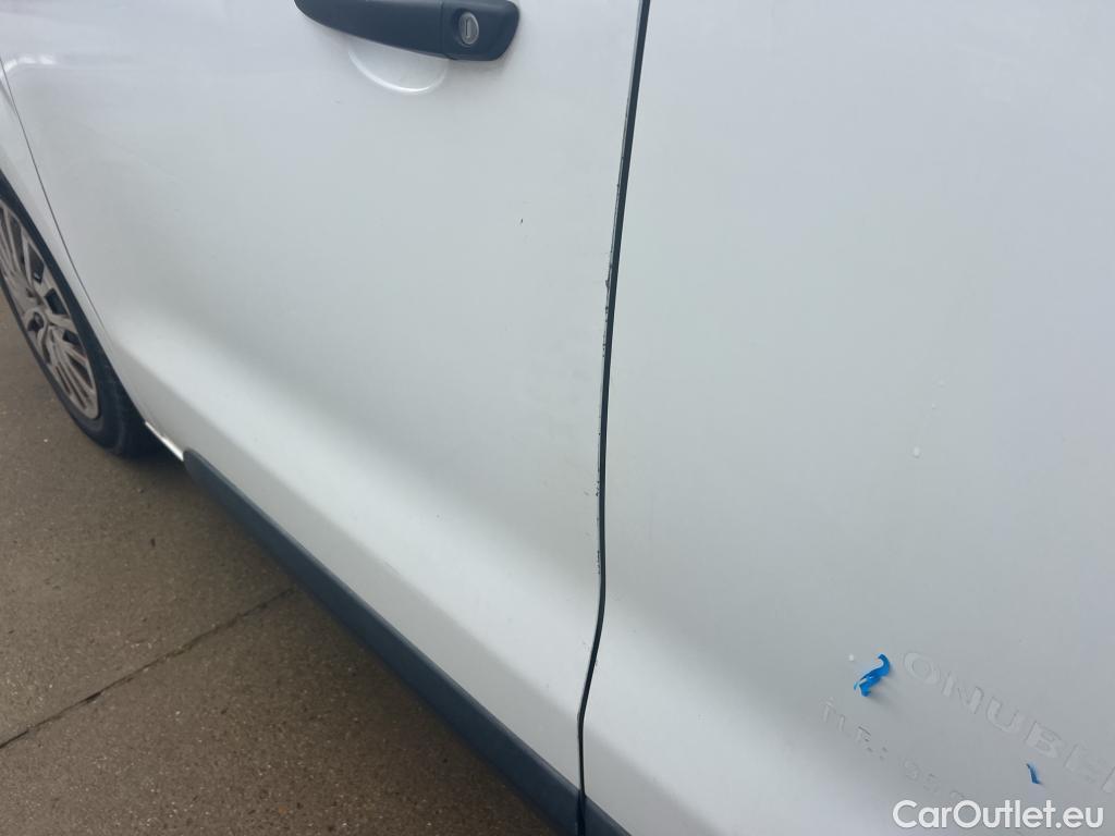  Opel  Vivaro OPEL  / 2019 / 4P / combi 1.5 Diésel 88kW (120CV) L Inc. Express #19