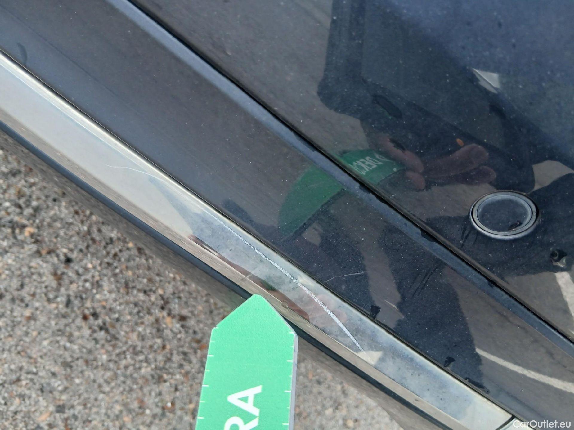  Volvo  XC60 VOLVO  / 2017 / 5P / todoterreno 2.0 T6 AWD Recharge Inscription Auto #16