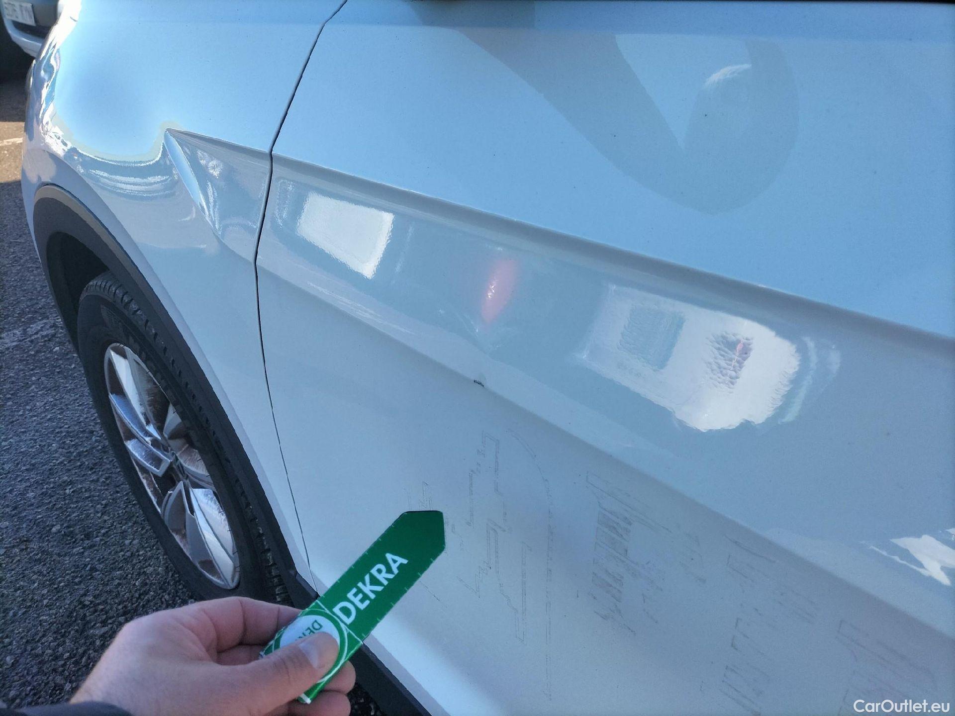  Volkswagen  T-CROSS VOLKSWAGEN  / 2018 / 5P / todoterreno Advance 1.0 TSI 81kW (110CV) DSG (AC3) #12