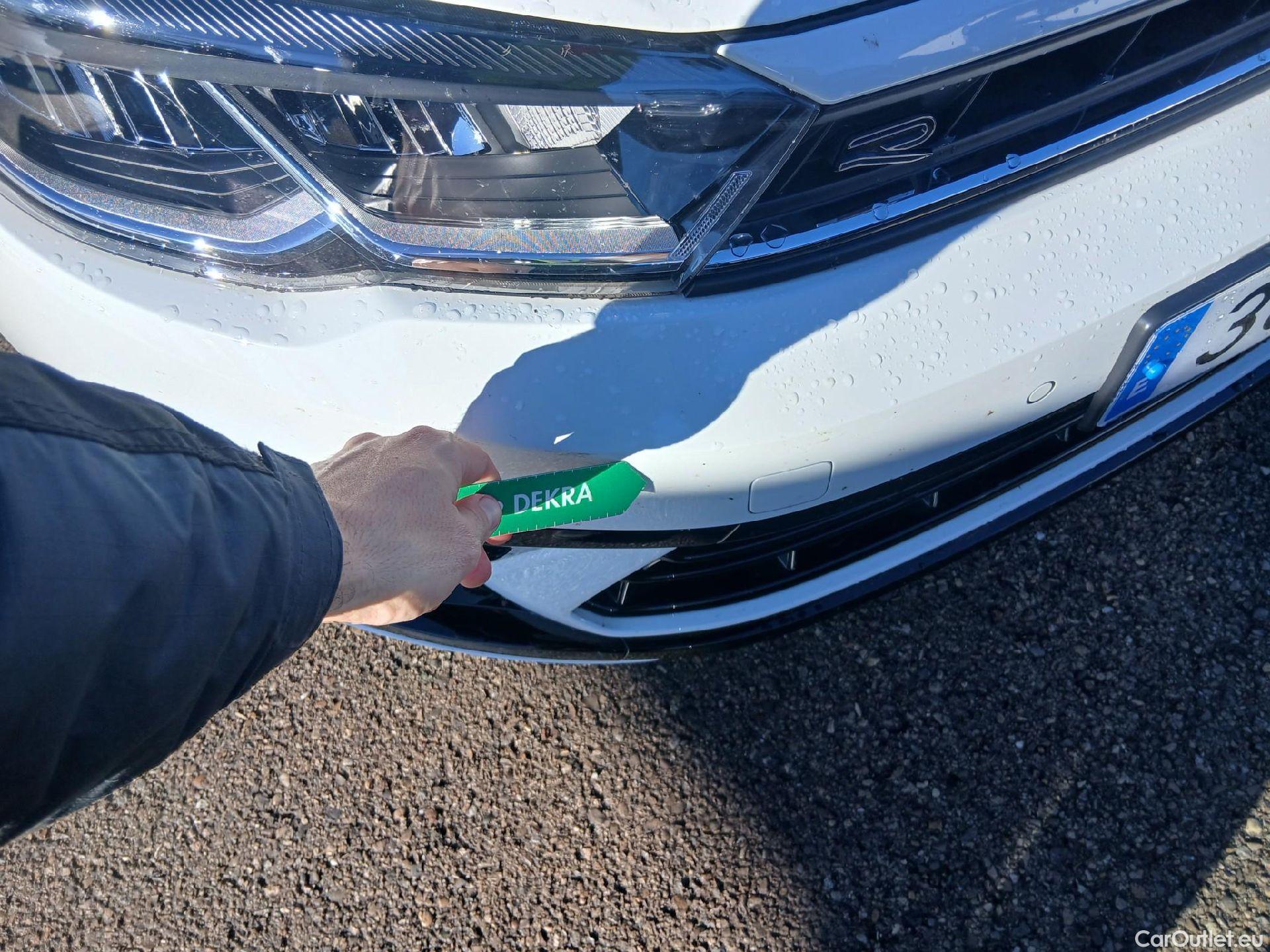  Volkswagen  Polo VOLKSWAGEN  / 2021 / 5P / berlina con portón R-Line 1.0 TSI 70kW (95CV) #2