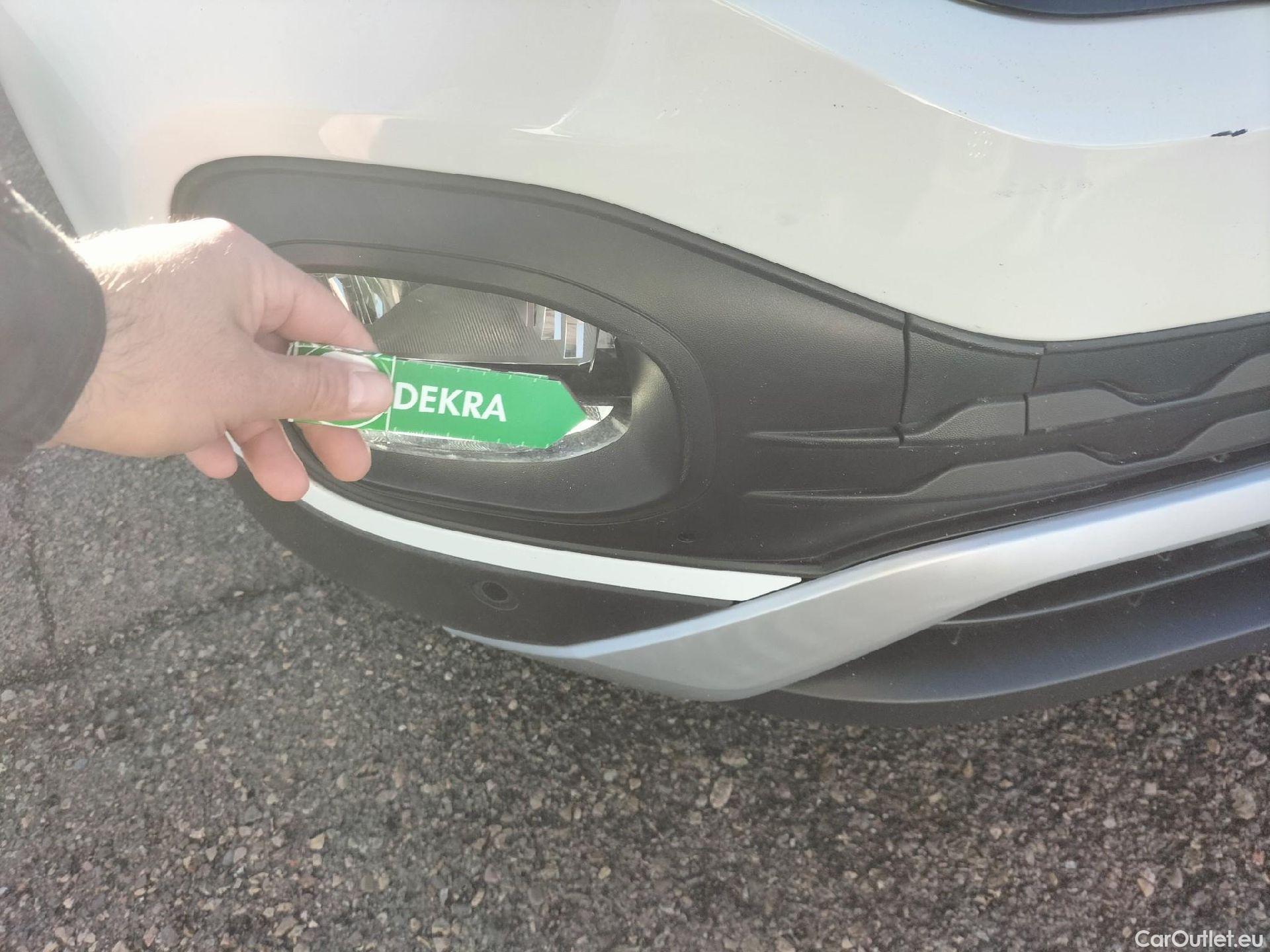  Volkswagen  T-CROSS VOLKSWAGEN  / 2018 / 5P / todoterreno Advance 1.0 TSI 81kW (110CV) DSG (AC3) #7