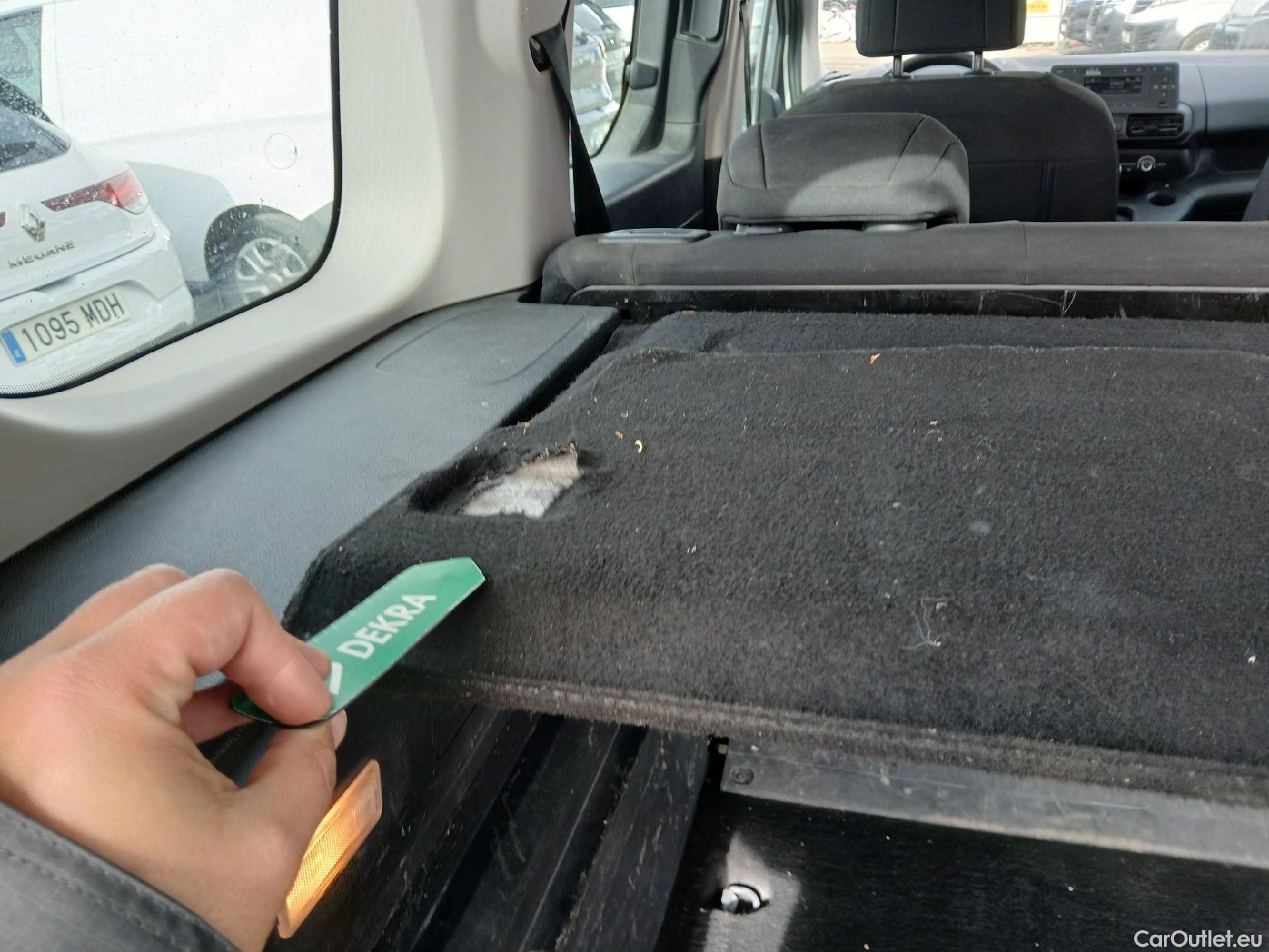  Citroen  Berlingo CITROEN  / 2018 / 4P / monovolumen compacto Talla M BlueHDi 100 S&S LIVE #21