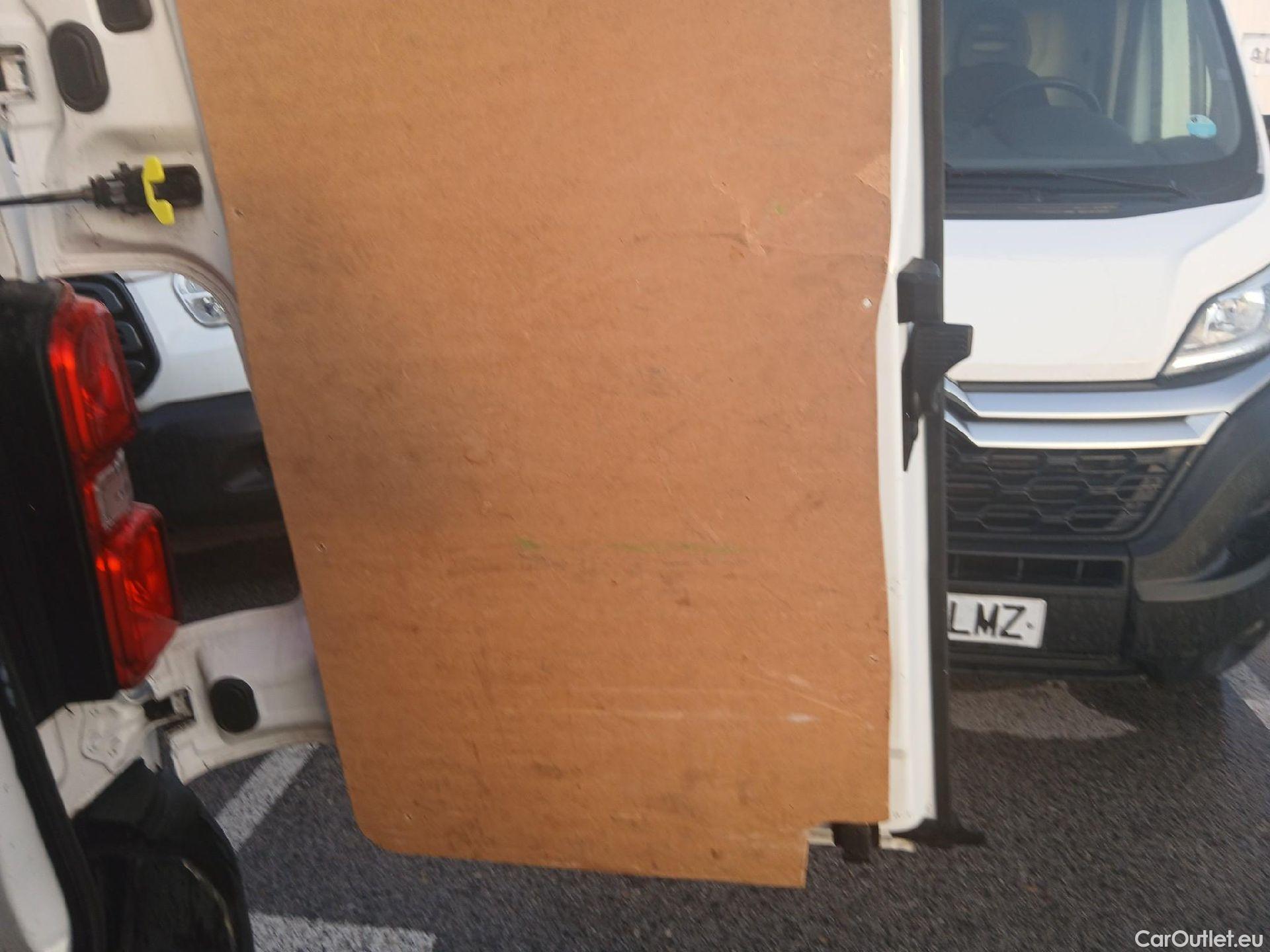  Citroen  Jumpy CITROEN  / 2016 / 4P / furgón Talla M BlueHDi 120 S&S 6v Worker #3