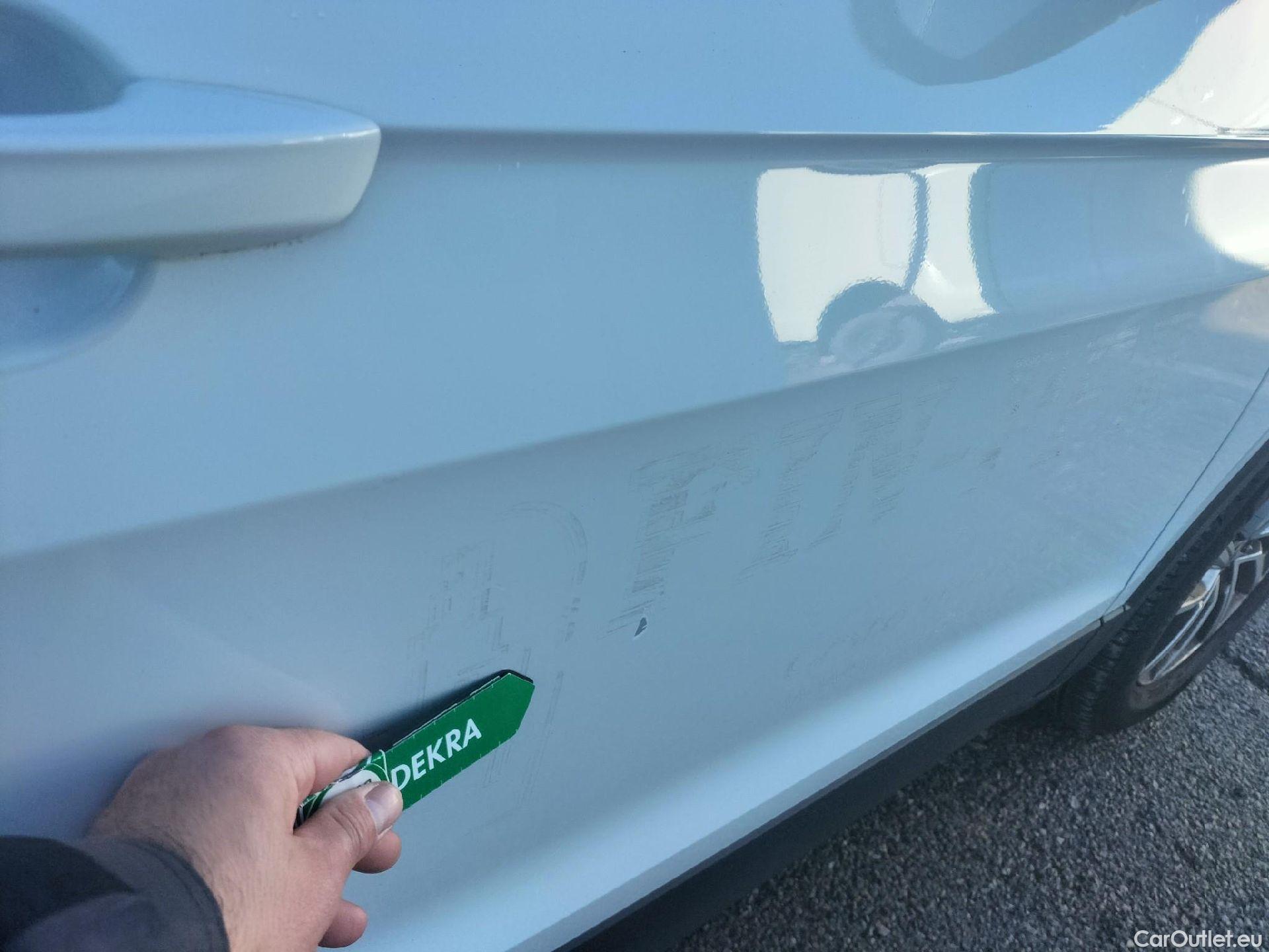  Volkswagen  T-CROSS VOLKSWAGEN  / 2018 / 5P / todoterreno Advance 1.0 TSI 81kW (110CV) DSG (AC3) #29