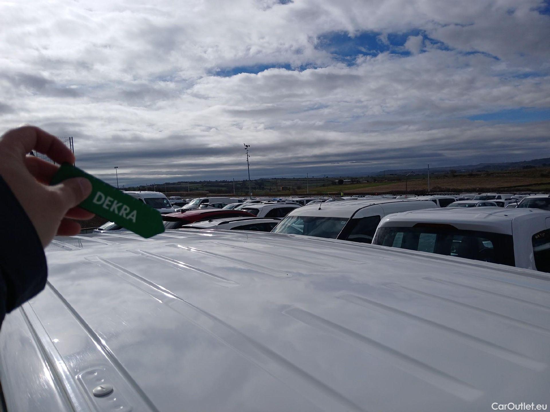  Citroen  Berlingo CITROEN  / 2018 / 4P / monovolumen compacto Talla M BlueHDi 100 S&S LIVE #87