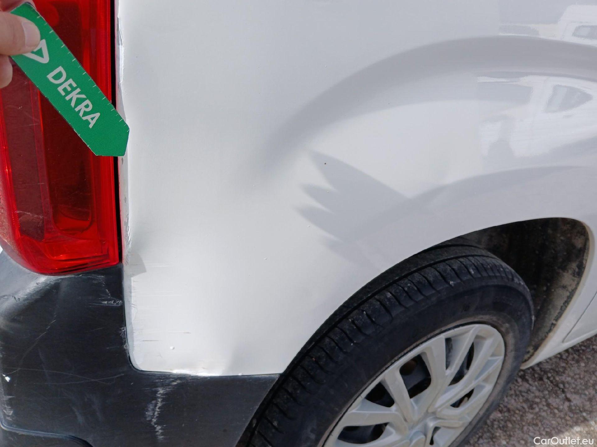  Citroen  Berlingo CITROEN  / 2018 / 4P / monovolumen compacto Talla M BlueHDi 100 S&S LIVE #66