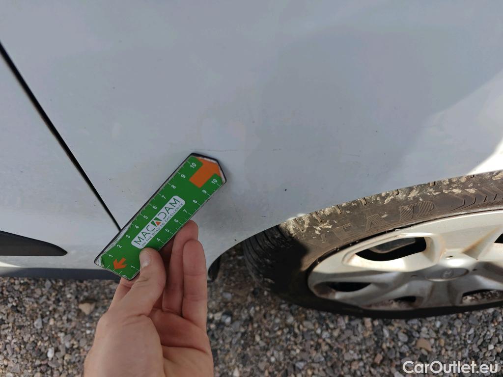  Ford  Transit FORD  Courier/2014/4P/furgón der.turis Van 1.5 TDCi 56kW Trend #86