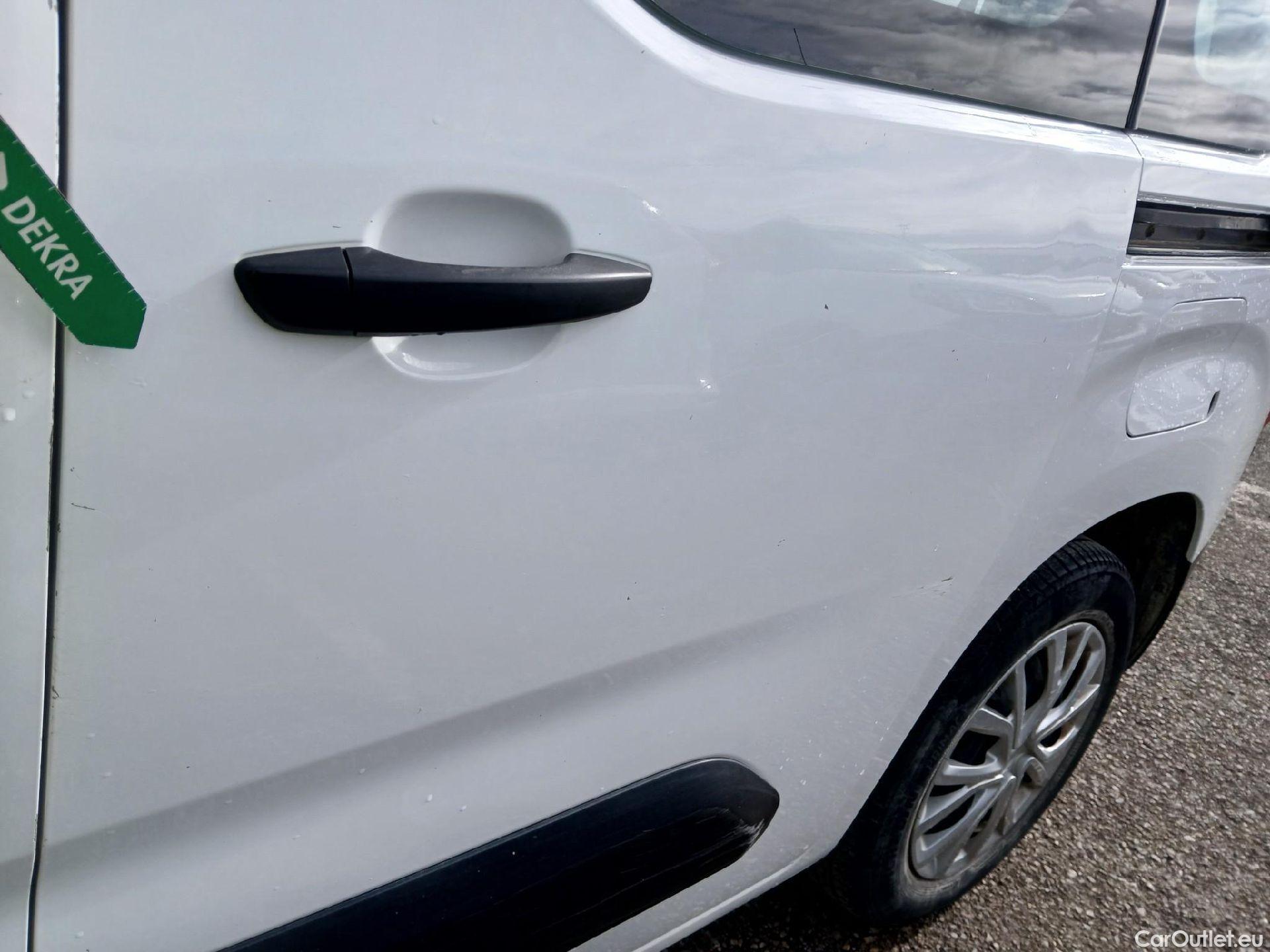  Citroen  Berlingo CITROEN  / 2018 / 4P / monovolumen compacto Talla M BlueHDi 100 S&S LIVE #48