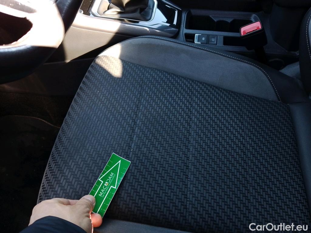  Volkswagen  T-ROC VOLKSWAGEN  / 2017 / 5P / todoterreno Sport 2.0 TDI 110kW (150CV) #11