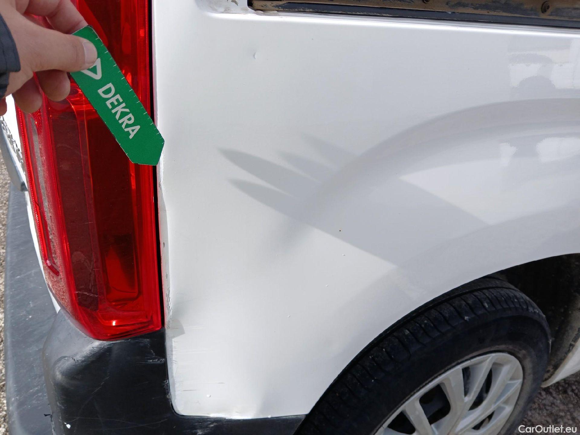  Citroen  Berlingo CITROEN  / 2018 / 4P / monovolumen compacto Talla M BlueHDi 100 S&S LIVE #65