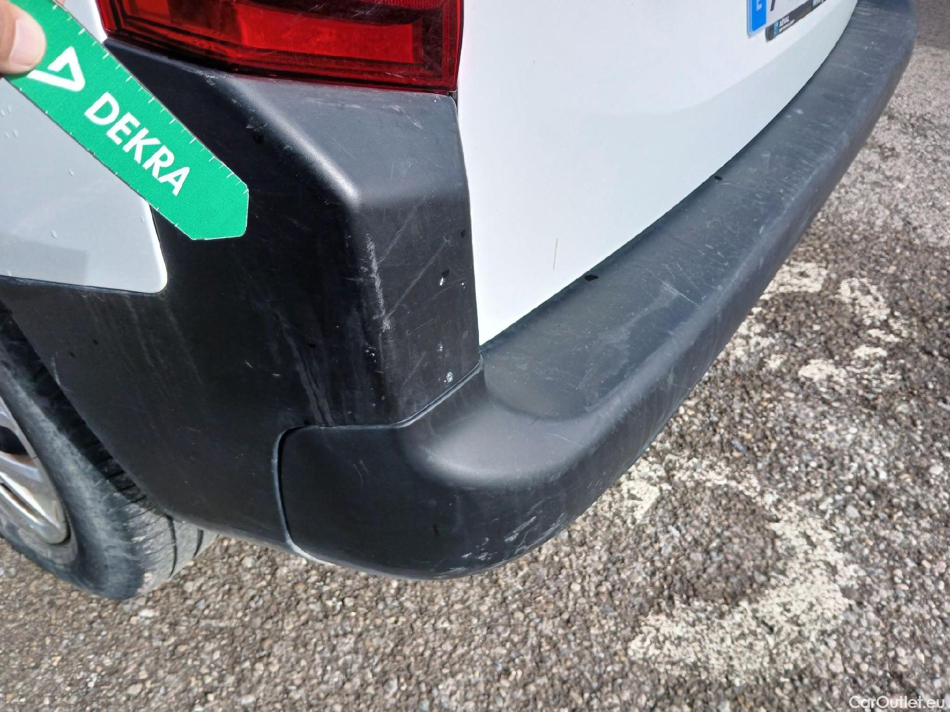  Citroen  Berlingo CITROEN  / 2018 / 4P / monovolumen compacto Talla M BlueHDi 100 S&S LIVE #55