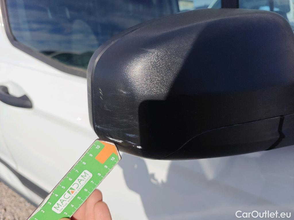  Ford  Transit FORD  Courier/2014/4P/furgón der.turis Van 1.5 TDCi 56kW Trend #95