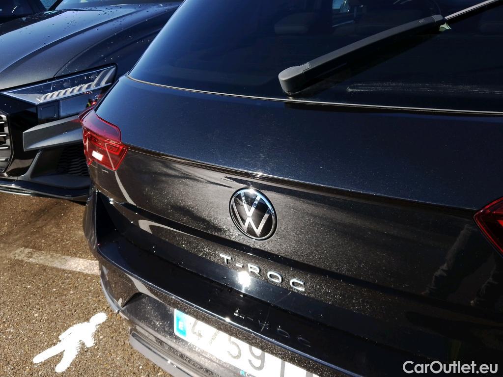 Volkswagen  T-ROC VOLKSWAGEN  / 2017 / 5P / todoterreno Sport 2.0 TDI 110kW (150CV) #1