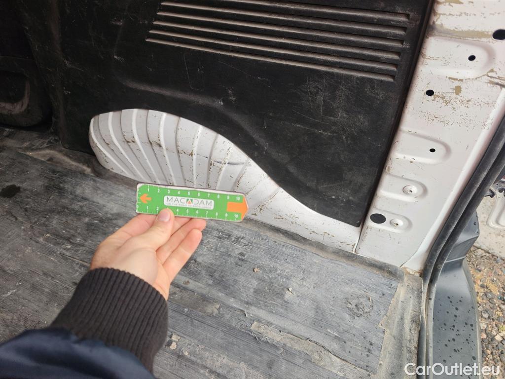  Peugeot  Partner PEUGEOT  / 2018 / 3P / furgón derivado de turismo Pro Standard 600kg BlueHDi 73kW (AC) #31