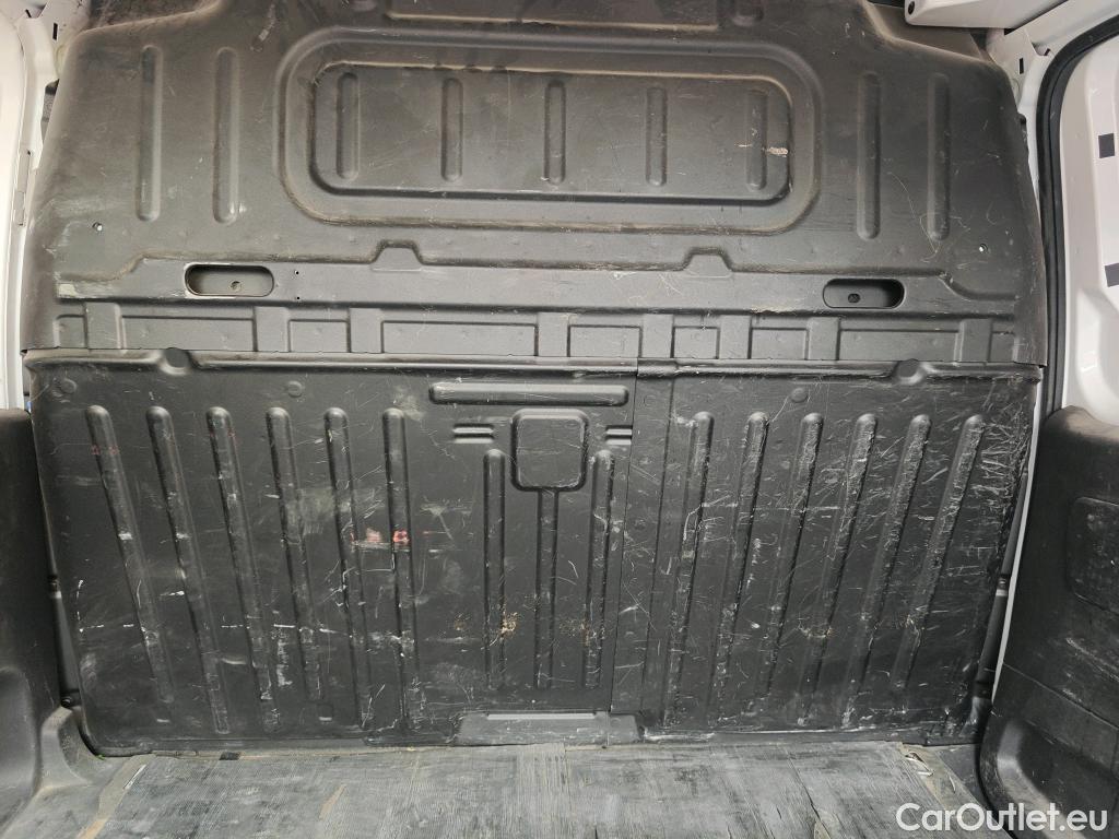  Peugeot  Partner PEUGEOT  / 2018 / 3P / furgón derivado de turismo Pro Standard 600kg BlueHDi 73kW (AC) #49