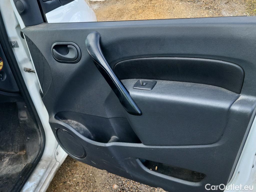  Renault  Kangoo RENAULT  Combi / 2013 / 4P / combi Profesional M1-AF En. dCi 66kW (90CV) E6 #17