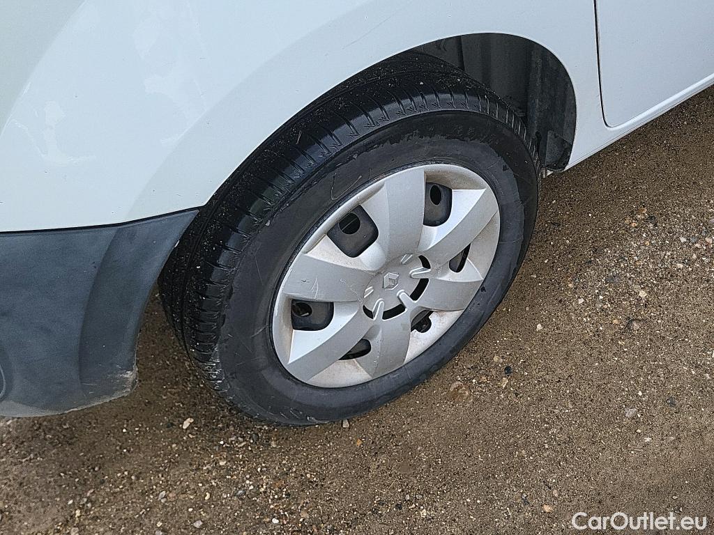  Renault  Kangoo RENAULT  Combi / 2013 / 4P / combi Profesional M1-AF En. dCi 66kW (90CV) E6 #31