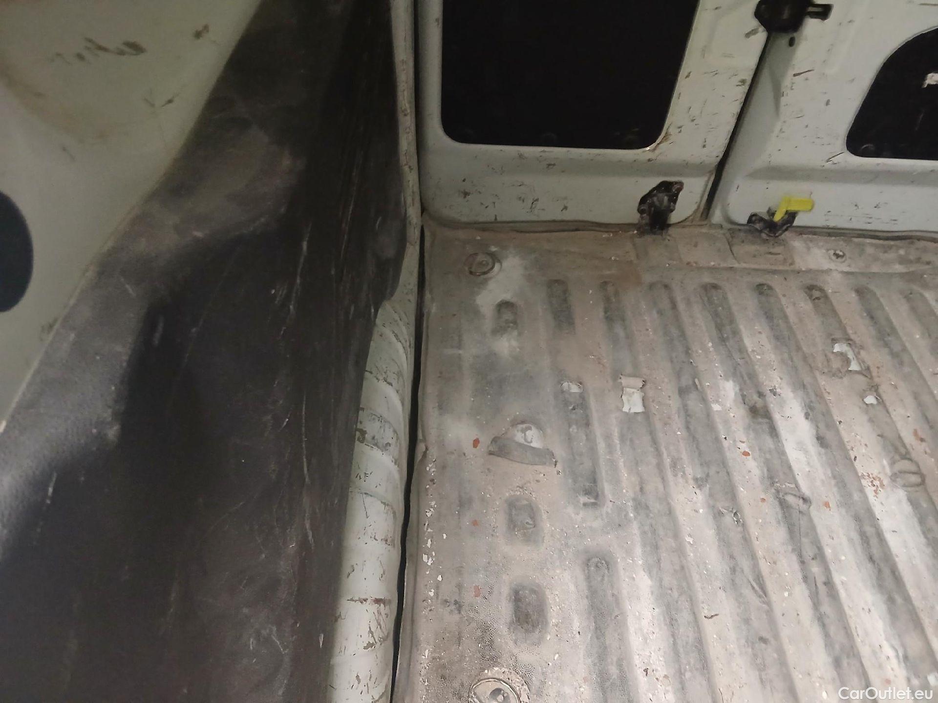  Peugeot  Partner PEUGEOT  / 2018 / 4P / furgón derivado de turismo Premium Standard 600kg BlueHDi 73kW (AC) #35