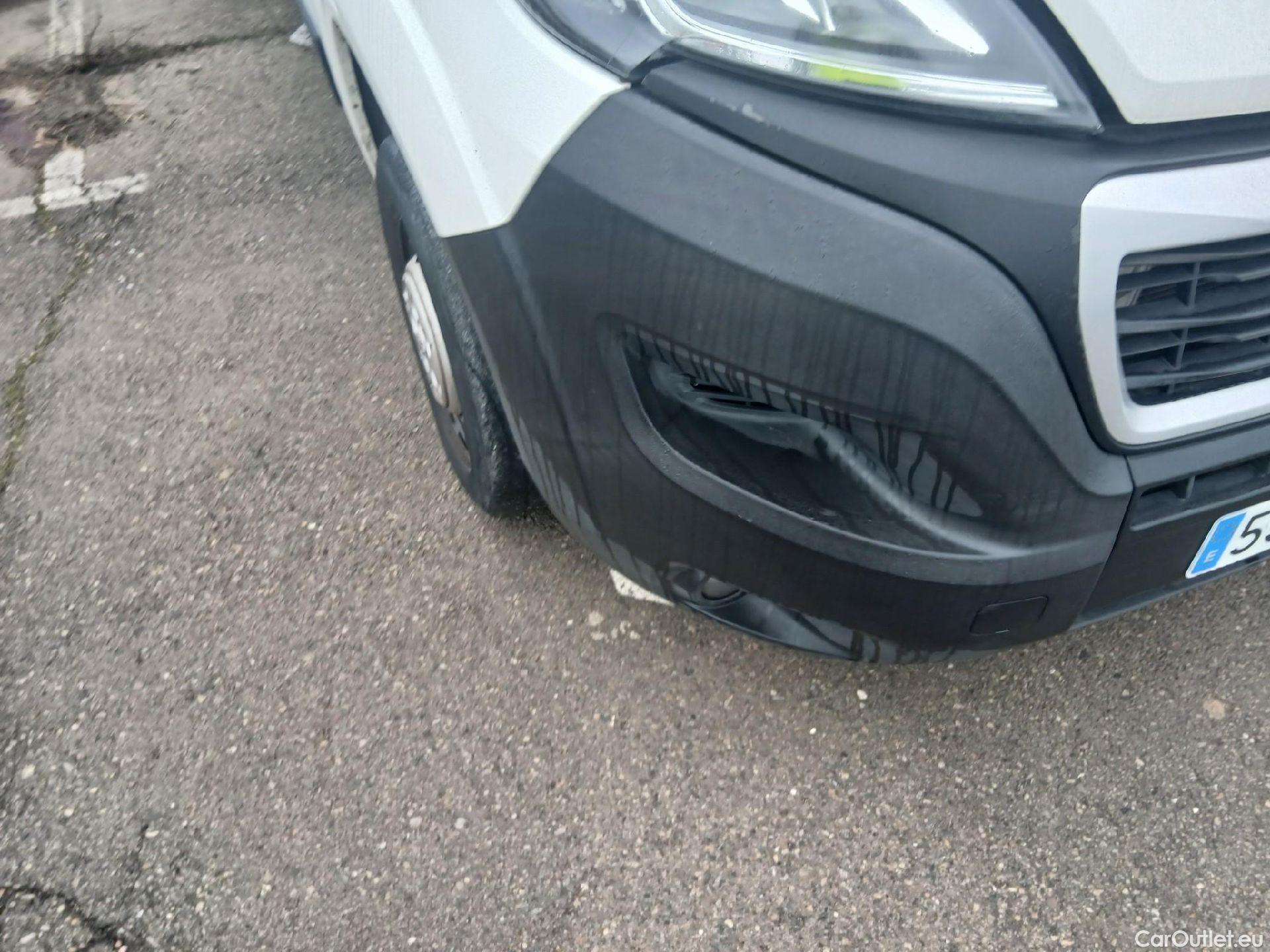  Peugeot  Boxer PEUGEOT  / 2014 / 4P / combi Combi 5/9 Pl 330 L1H1 BlueHDi 88KW (120) #4