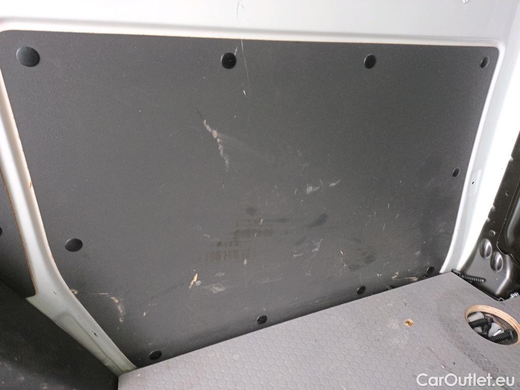  Renault  Kangoo RENAULT  Furgón/2013/3P/furgón derivado de turismo Profesional Blue dCi 70kW (95CV) #29