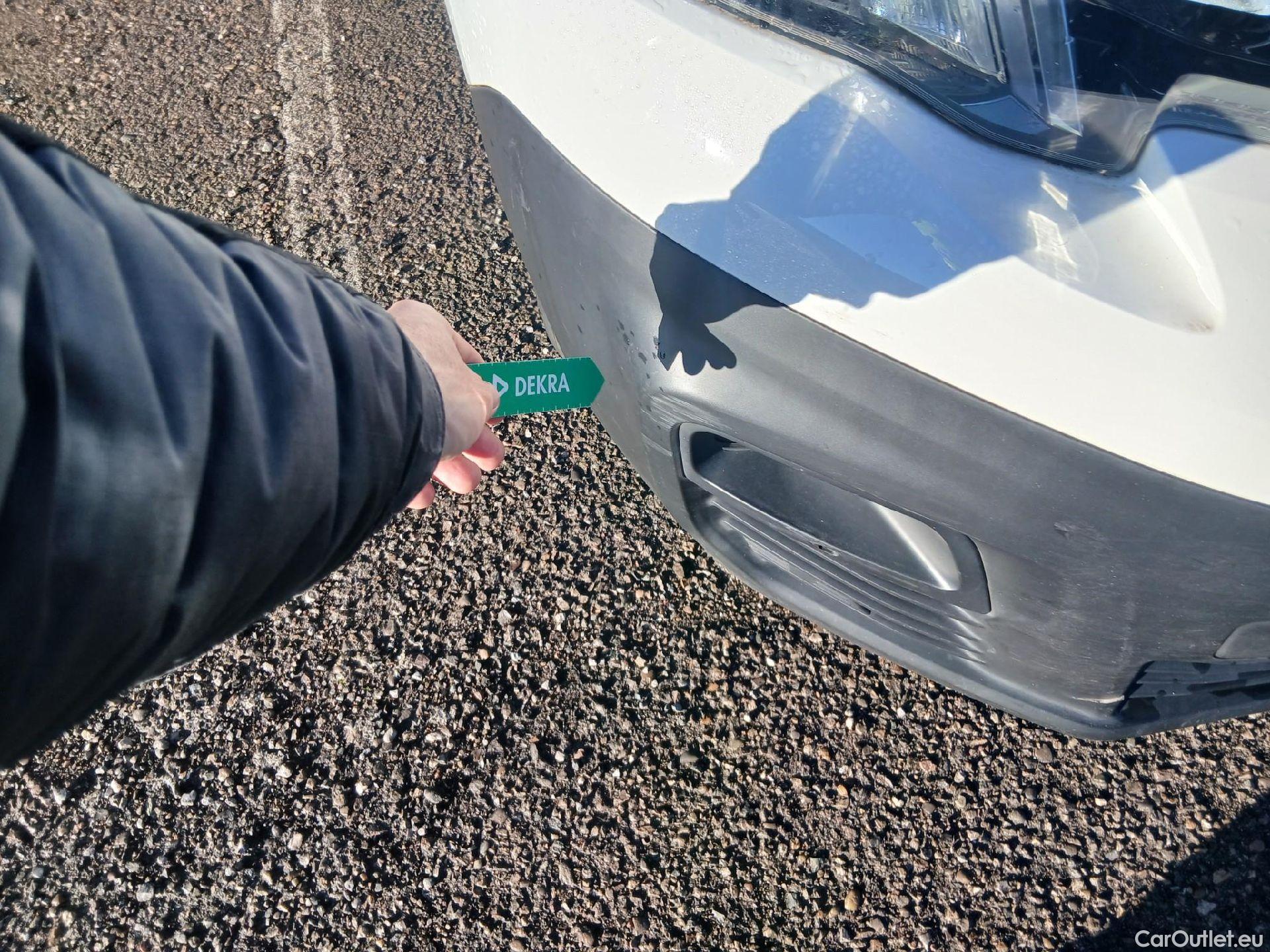  Peugeot  Partner PEUGEOT  / 2018 / 3P / furgón derivado de turismo Pro Standard 600kg BlueHDi 73kW (CX) #5