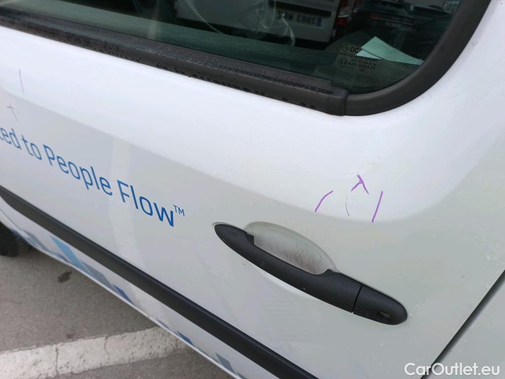  Renault  Kangoo RENAULT  Furgón/2013/3P/furgón derivado de turismo Profesional Blue dCi 70kW (95CV) #17