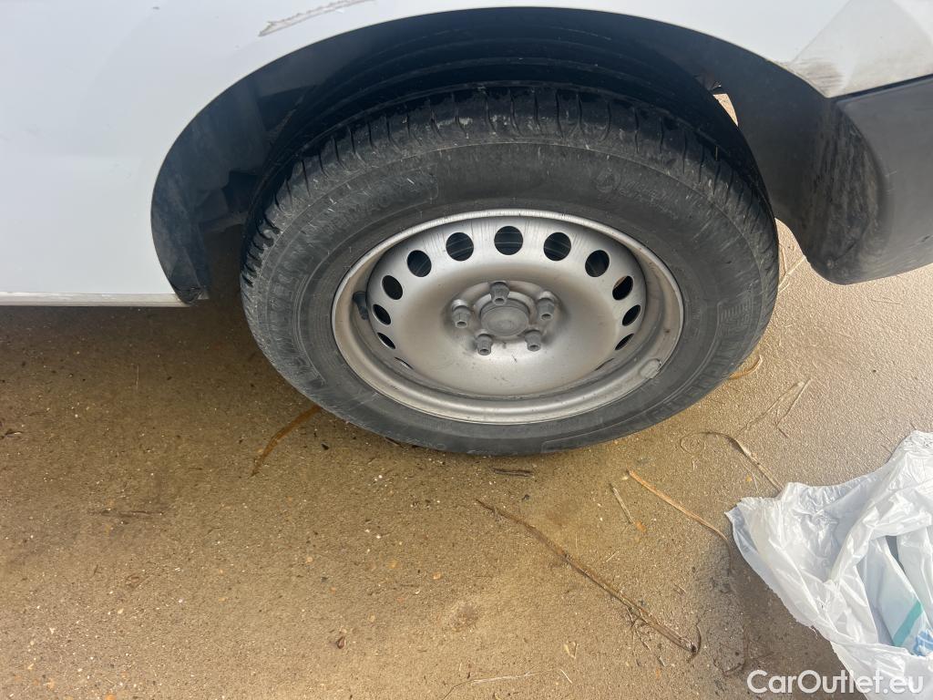  Renault  Kangoo RENAULT  Furgón/2013/3P/furgón derivado de turismo Profesional Blue dCi 59 kW (80CV) #45