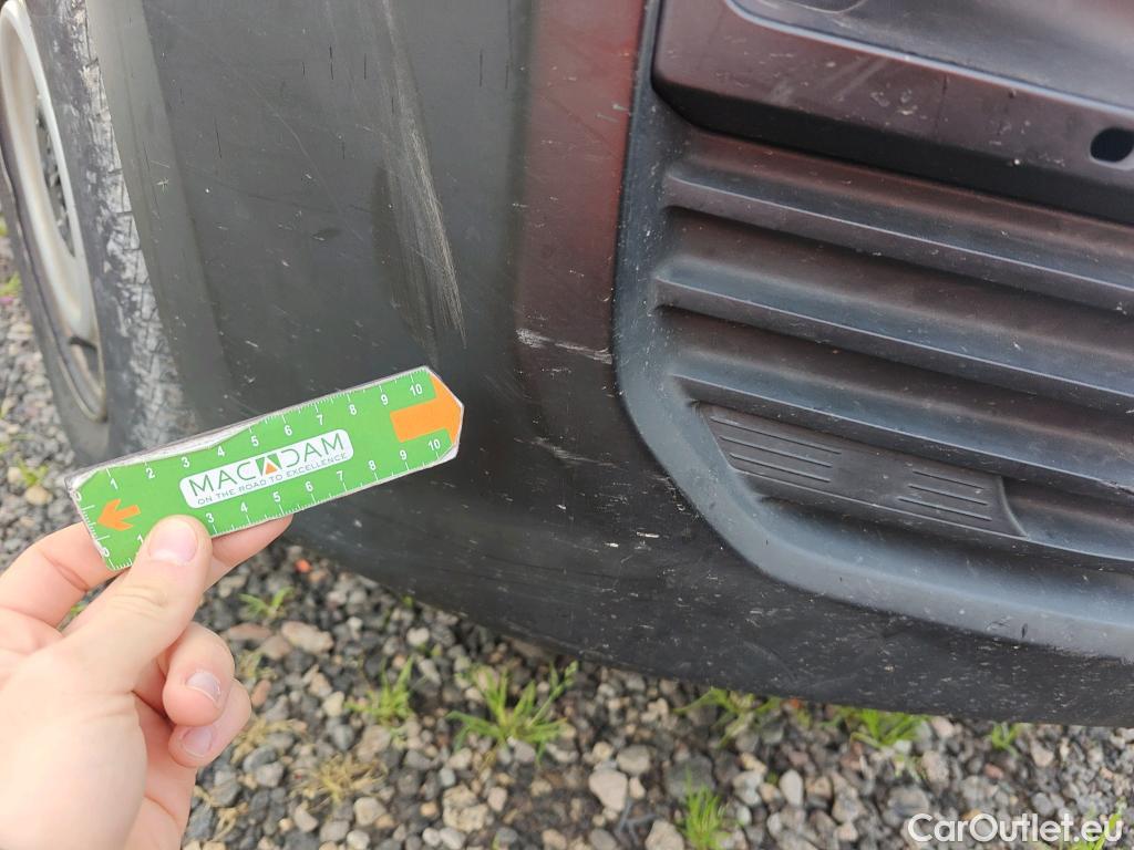  Peugeot  Partner PEUGEOT  / 2018 / 3P / furgón derivado de turismo Pro Standard 600kg BlueHDi 73kW (AC) #47