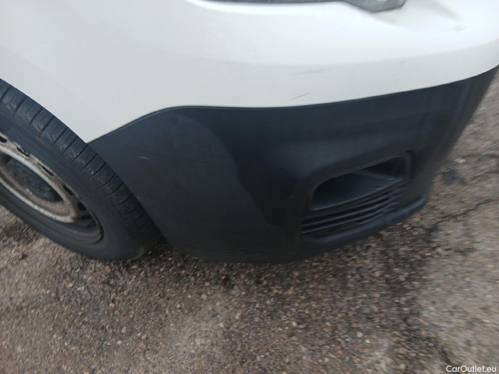  Peugeot  Partner PEUGEOT  / 2018 / 4P / furgón derivado de turismo Premium Standard 600kg BlueHDi 73kW (AC) #2