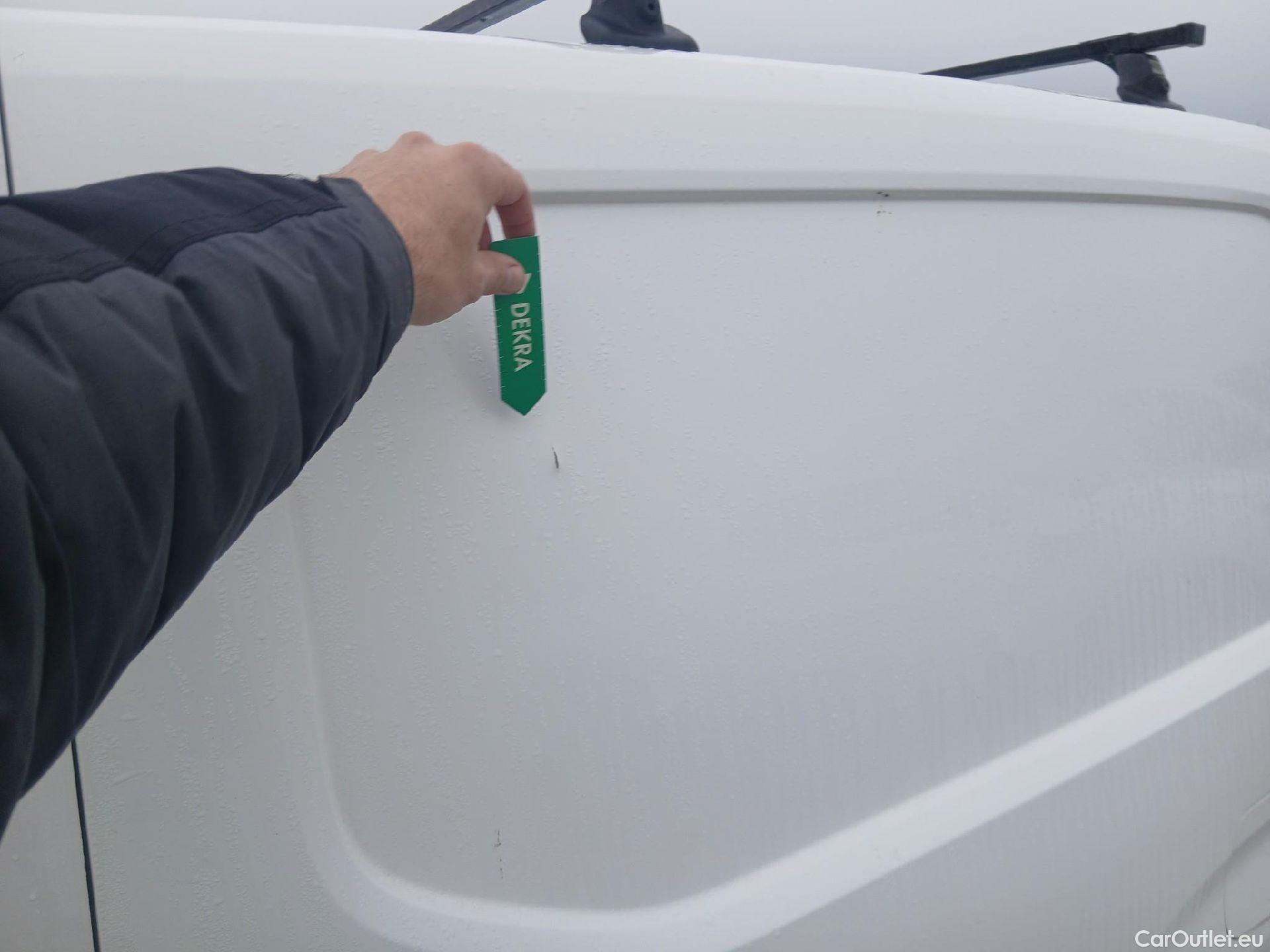  Peugeot  Partner PEUGEOT  / 2018 / 4P / furgón derivado de turismo Premium Standard 600kg BlueHDi 73kW (AC) #39