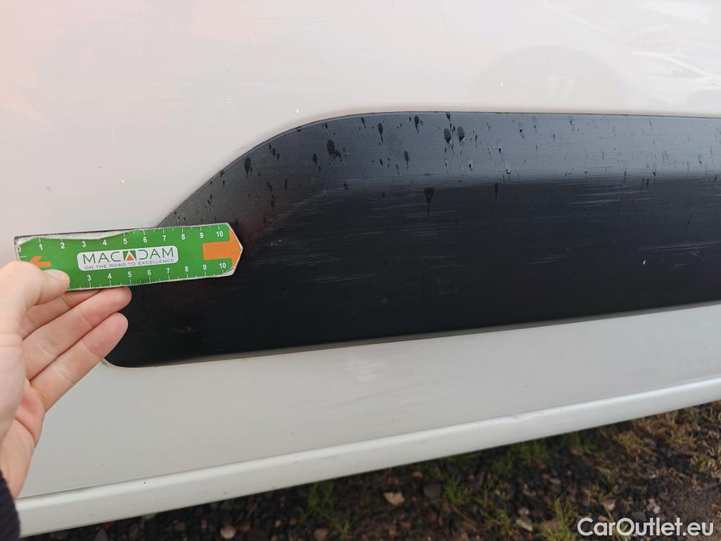  Peugeot  Partner PEUGEOT  / 2018 / 3P / furgón derivado de turismo Pro Standard 600kg BlueHDi 73kW (AC) #87