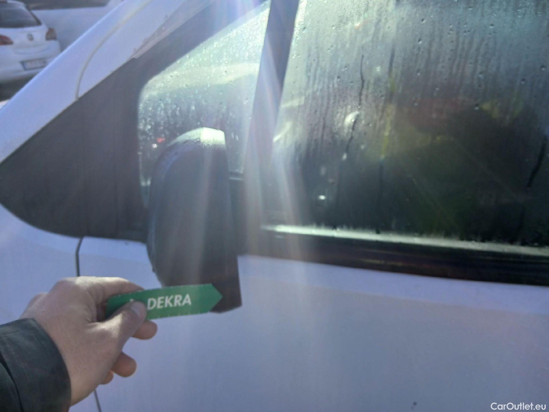  Peugeot  Partner PEUGEOT  / 2018 / 3P / furgón derivado de turismo Pro Standard 600kg BlueHDi 73kW (CX) #10