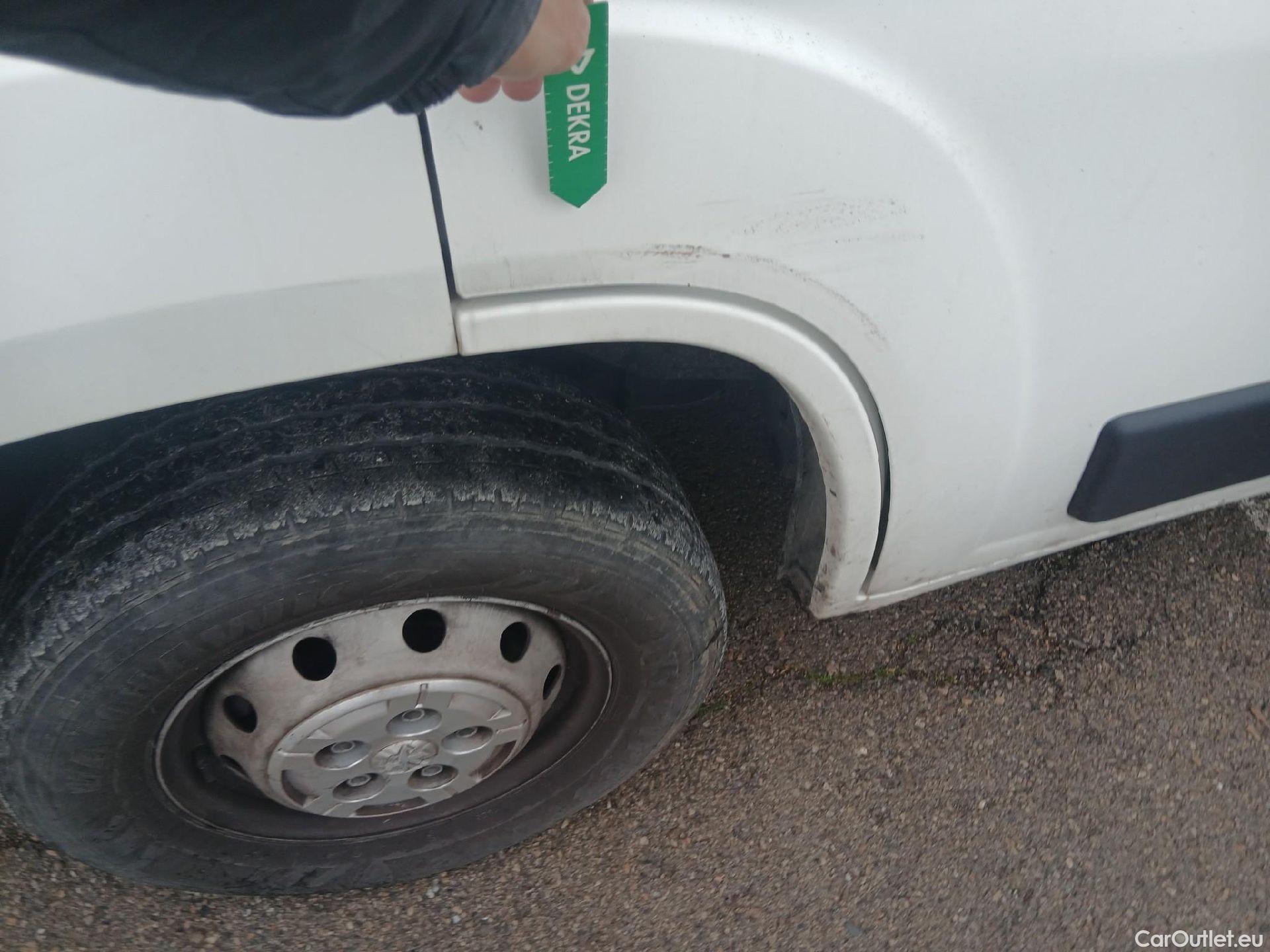  Peugeot  Boxer PEUGEOT  / 2014 / 4P / combi Combi 5/9 Pl 330 L1H1 BlueHDi 88KW (120) #10