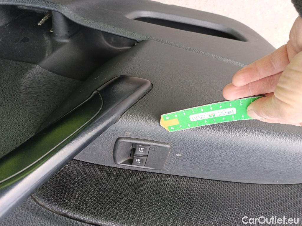  Renault  Kangoo RENAULT  Furgón/2013/3P/furgón derivado de turismo Profesional Blue dCi 70kW (95CV) #27