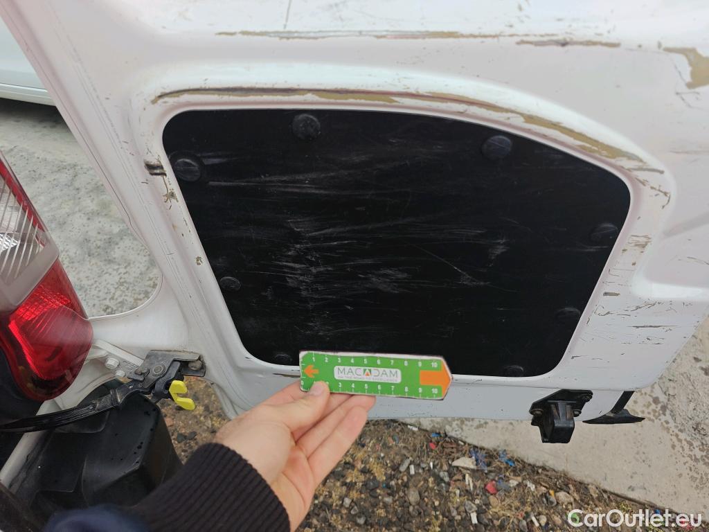  Peugeot  Partner PEUGEOT  / 2018 / 3P / furgón derivado de turismo Pro Standard 600kg BlueHDi 73kW (AC) #70