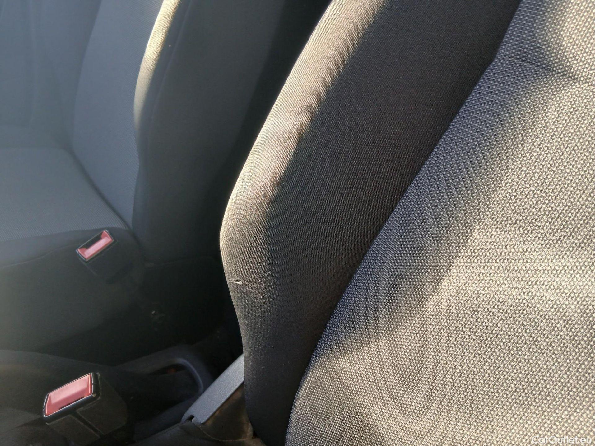  Peugeot  Partner PEUGEOT  / 2018 / 3P / furgón derivado de turismo Pro Standard 600kg BlueHDi 73kW (CX) #37