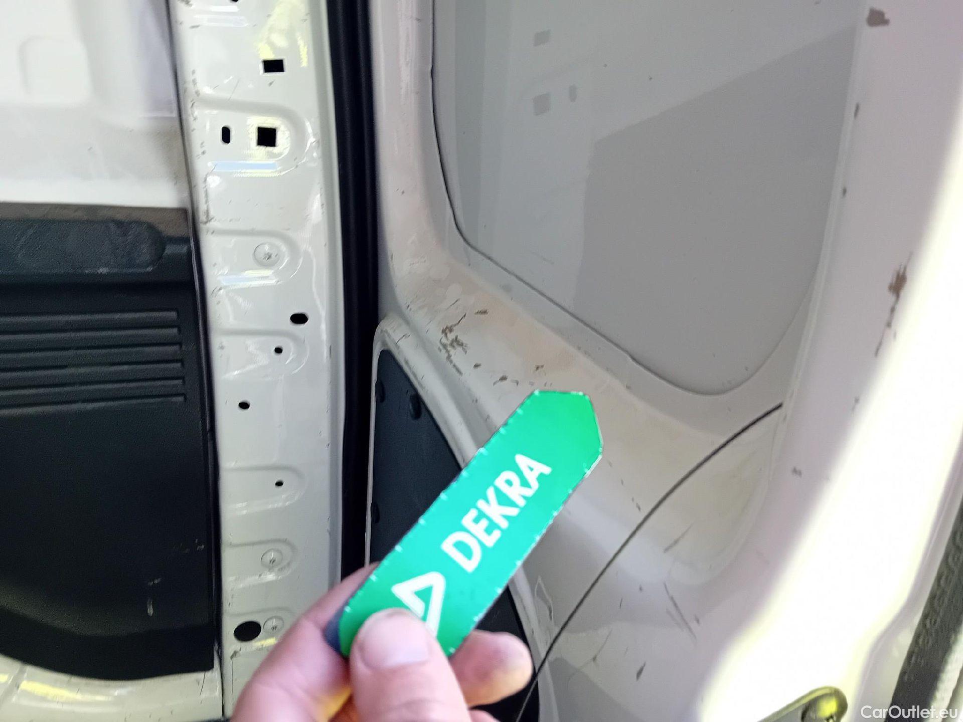  Peugeot  Partner PEUGEOT  / 2018 / 4P / furgón derivado de turismo Premium Standard 600kg BlueHDi 73kW (AC) #20