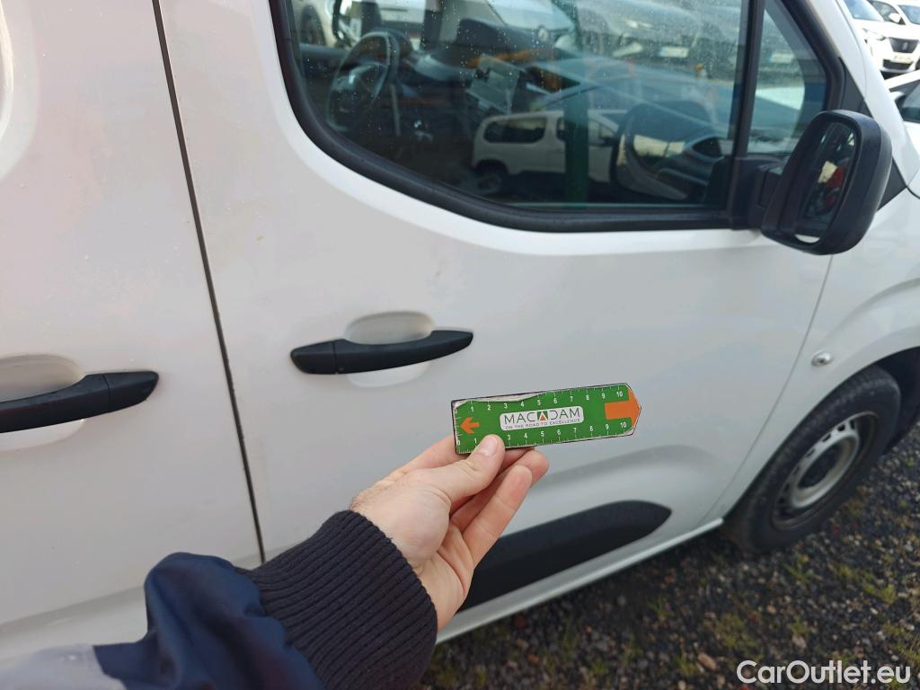  Peugeot  Partner PEUGEOT  / 2018 / 3P / furgón derivado de turismo Pro Standard 600kg BlueHDi 73kW (AC) #8