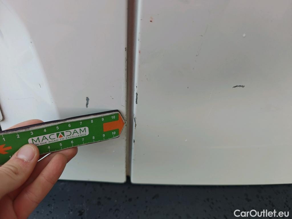  Peugeot  Partner PEUGEOT  / 2018 / 3P / furgón derivado de turismo Pro Standard 600kg BlueHDi 73kW (AC) #19