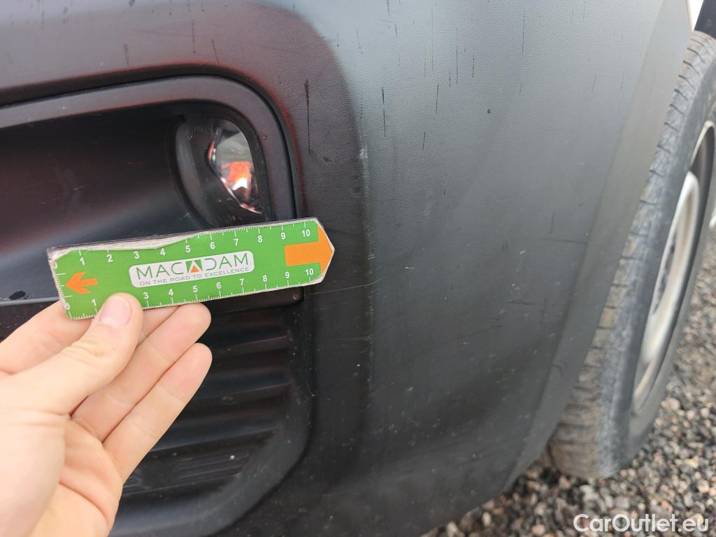  Peugeot  Partner PEUGEOT  / 2018 / 3P / furgón derivado de turismo Pro Standard 600kg BlueHDi 73kW (AC) #42