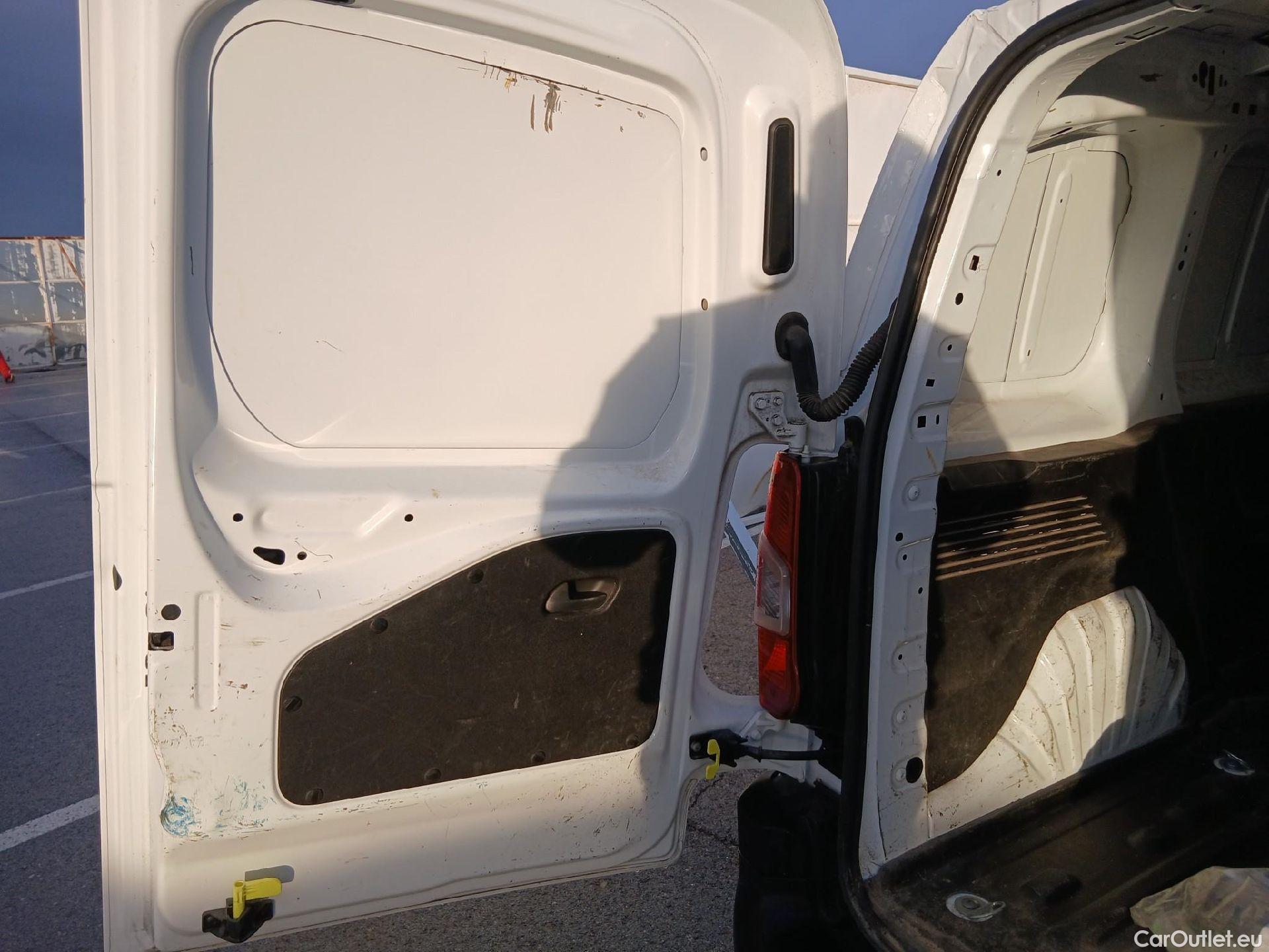  Toyota  Proace TOYOTA  CITY 1.5D 75kW (100CV) GX 650kg Media #2