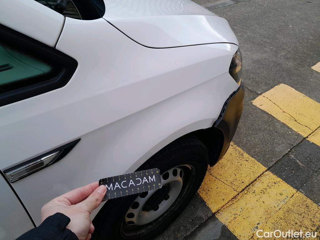  Volkswagen  Caddy VOLKSWAGEN  / 2015 / 4P / combi Business 2.0 TDI 55kW (75CV) BMT * #20