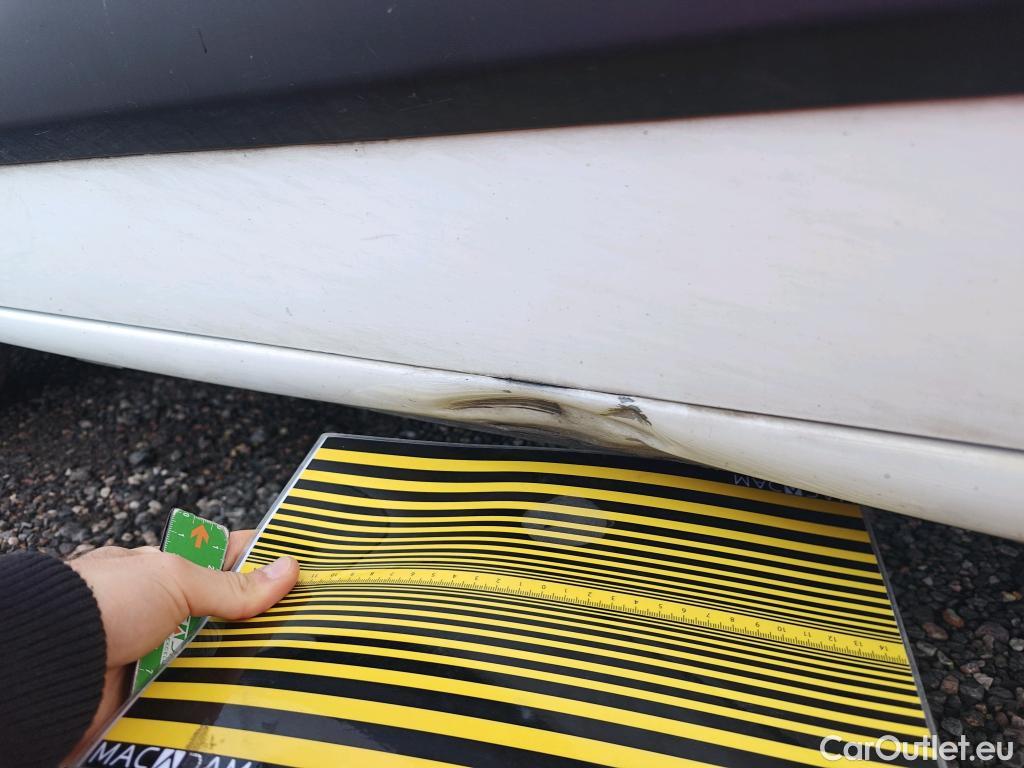  Peugeot  Partner PEUGEOT  / 2018 / 3P / furgón derivado de turismo Pro Standard 600kg BlueHDi 73kW (AC) #30